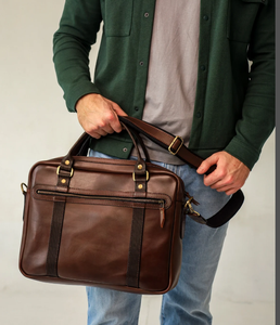 Bolso de cuero de grano para hombre, bolso de mensajero para portátil para hombre, bolso de cartera, bolso de ordenador, regalos personalizados para él Maletín de cuero para hombre - Product Image 1