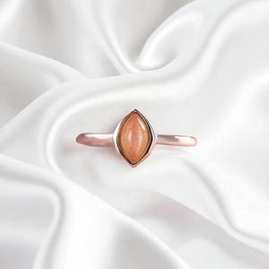 2025แหวนซันสเตอร์ลิงประดับอัญมณีสีเงินสเตอร์ลิง925สายตรงเรียบเครื่องประดับจำนวนมากขายส่งสำหรับผู้หญิง - Product Image 1