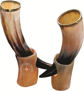 Corne à boire en agate naturelle sculptée à la main, personnalisée, sculpture viking, corne à boire en buffle, gobelet à bière en corne - Product Image 1