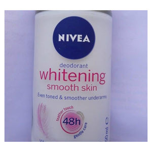 Frescura Duradera con Suavidad y Radiante Brillo: Roll-On Blanqueador Nivea para una Piel Suave con Beneficios para la Piel - Product Image 1