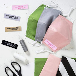 Patchs brodés personnalisés faits à la main, formes de cœur et de fleur entrelacées, broderies de couleurs assorties, blanc, noir, rose - Product Image 6