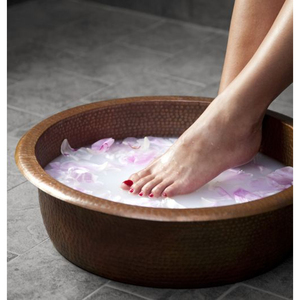 Cuenco de pedicura de cobre puro martillado a mano de primera calidad, lavabo de remojo de pies terapéutico elegante y duradero para Spa, masaje de Metal ajustable - Product Image 3