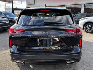 SUV de luxe INFINITI QX50 2021 d'occasion en excellent état - Product Image 6