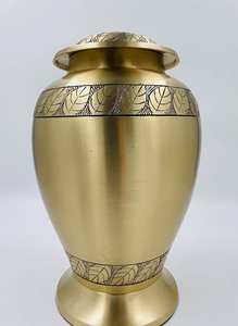 Urnas de Cremación de Latón Estilo Americano con Diseño Grabado, Formas Personalizables y Materiales Ecológicos, Incluye Bolsa de Terciopelo Gratis - Product Image 2