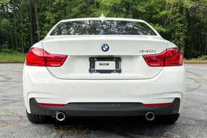 Coupé sport de luxe d'occasion 2023, puissant, turbocompressé, 2 portes, voiture de performance avec équipements haut de gamme, sans accident. - Product Image 2