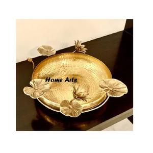 Bol à fleurs en aluminium fait à la main de couleur or taille personnalisée bol à fleurs de forme ronde Urli pour mariage et décoration de table - Product Image 2