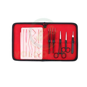 Fabriqué avec un kit de suture complet en acier inoxydable pour étudiants en médecine, comprend un kit de suture en silicone, un instrument médical - Product Image 1