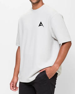 Hot Trend 100% algodón suave y transpirable tela media manga camiseta para hombres con logotipo personalizado bordado e impresión Digital - Product Image 6