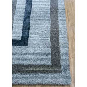 พรมลายทางอะซาเลีย ทำจากขนสัตว์และใยวิสโคส ถักด้วยมือ สีเทาและสีดำ สำหรับใช้ในบ้าน รุ่น Aiwv-13006 - Product Image 4