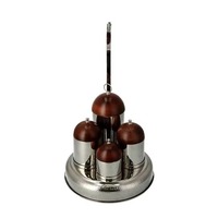 Belle gamme de casseroles arabes en métal avec 3 bols assortis pour conserver les épices, permettant aux cumin, au curcuma et au safran de fleurir magnifiquement