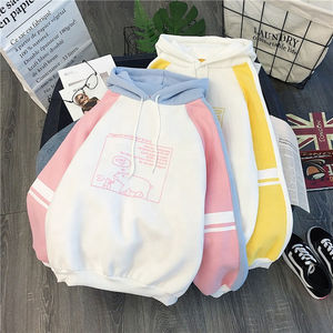 เสื้อฮู้ดพิมพ์ลายสำหรับผู้หญิง ฤดูใบไม้ร่วงและฤดูหนาว ราคาส่ง FOB ถูก ปรับแต่งได้เต็มที่ พร้อมโลโก้ด้านหน้าและสีพื้น - Product Image 4