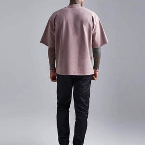 Camiseta Oversize para Hombre de Uso Diario con Tela Transpirable y Diseño Holgado Moderno para un Estilo Único - Product Image 3