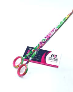 กรรไกรตัดผมสแตนเลสเคลือบกระดาษลายดอกไม้คุณภาพสูง ทนทาน ด้ามยาว ใบมีดคม ปลายแหลม รับทำโลโก้ตามสั่ง - Product Image 3