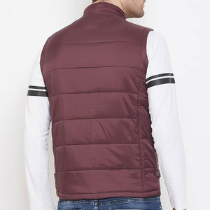 Chaqueta acolchada sin mangas resistente al agua Log Premium personalizada para hombre, chaleco acolchado transpirable a prueba de viento para hombre - Product Image 5