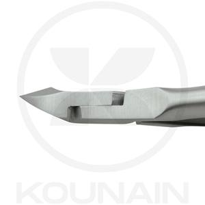 Coupe-cuticules professionnel en acier inoxydable KOUNAIN durable plat pointu pour une manucure et une pédicure précises pour l'élimination des peaux mortes - Product Image 4