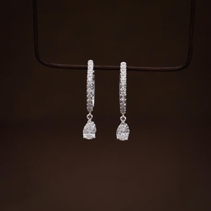Boucles d'oreilles en diamant de laboratoire de style antique en forme de poire avec boucles d'oreilles en or 14 carats avec pendentif en diamant en forme de poire Bijoux à bas prix - Product Image 3