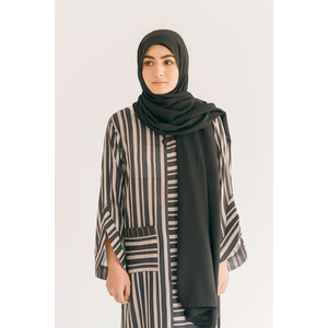 Blusas y Camisas Clásicas para Mujer, Colección Noir Elegante - Product Image 4