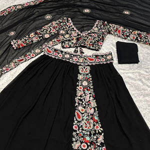 Elegante conjunto Lehenga Choli para mujer, ropa india y paquistaní imprescindible para fiestas, ocasiones especiales para tiendas de ropa de mujer - Product Image 1