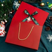 Grandes boîtes-cadeaux de Noël rouges personnalisées avec ruban Boîte vide à double porte Gaufrage plastification mate Traitement de l'impression par revêtement UV