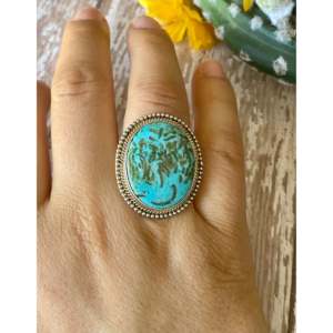 Anillo Artesanal Navajo con Turquesa Kingman y Plata de Ley, Talla 7.75, Artículo Coleccionable Cultural - Product Image 2