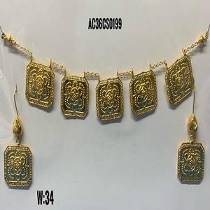 Chic élégant nouveauté plaqué or ensemble de bijoux arabes pour les femmes avec des boucles d'oreilles chaîne à maillons principalement en laiton classique - Product Image 1