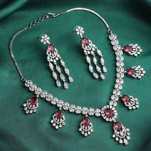 Élégant ensemble de collier AD de mariée pour femme avec boucles d'oreilles assorties disponibles à des prix d'exportation depuis l'Inde - Product Image 1