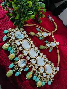 Gargantilla chapada en oro pesado Kundan del mejor fabricante indio, conjunto de collar de aniversarios étnicos, fiestas de niñas, ropa de mujer - Product Image 2