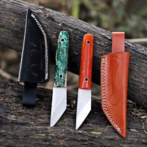 Couteau Kiridashi de qualité industrielle Nordic Forge, acier inoxydable, lame fixe EDC, manche en résine, couleur rouge/verte, étui en cuir - Product Image 1