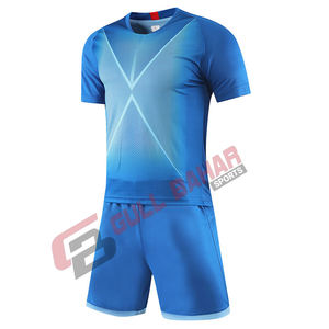 เสื้อฟุตบอลแบบแห้งเร็ว ระบายอากาศได้ดี ผลิตตามสั่ง ปี 2026 ผลิตจากโพลีเอสเตอร์ 100% พิมพ์ลายแบบซับลิเมชั่น พร้อมพิมพ์ชื่อทีม - Product Image 1