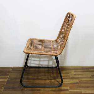 Comhome-Fauteuil inclinable en rotin en plastique de luxe avec fonctionnalités réglables et coussins doux pour un confort extérieur haut de gamme - Product Image 3