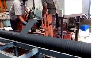 Máquina para Fabricar Mangueras de Goma, Longitudes Personalizables, Carro Accionado por Servo, Alta Precisión, Eficiente, Industrial - Product Image 3