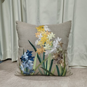 Funda de cojín personalizable ecológica con bordado de apliques hechos a mano de algodón 100%, fundas de almohada, patrón de celebridades para Hotel en casa - Product Image 1