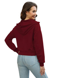Sudaderas con capucha recortadas para mujer basadas en MOQ de proveedores de Pakistán que ofrecen estilos OEM ODM para ropa moderna y líneas de ropa al por menor - Product Image 3