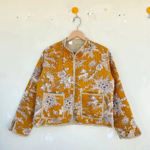 เสื้อโค้ทลำลองสำหรับผู้หญิงสำหรับฤดูหนาว พร้อมลายพิมพ์บล็อกด้วยมือ แจ็คเก็ตผ้าควิลท์ ทำด้วยมือ ผ้าสำหรับผู้หญิง เทคนิคการซักแบบวินเทจ สไตล์ใหม่ - Product Image 1