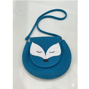 Approvisionnement direct en usine Sacs à main en jute à la mode avec doublure en coton pour une utilisation décontractée et formelle Disponible au prix d'usine - Product Image 1