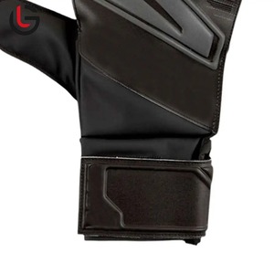 GLOBAL LEATHER Leather Goalkeeper Gloves with Fingertips Adult Children Thick Latex Smooth Football Training Four Seasons - Product Image 5
