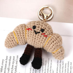 Porte-clés en crochet faits main en forme de nourriture mignonne pour la décoration quotidienne et les cadeaux, adaptés à tous les âges - Product Image 6