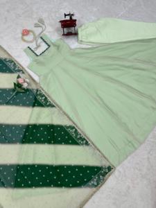ชุดออกแบบที่สวยงามและ dupatta กับงานลูกไม้ - Product Image 2