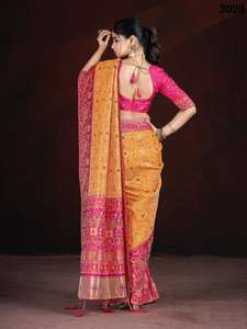 ออกแบบงานแต่งงานคอลเลกชัน Saree ด้วยด้ายและงานฝีมือ - Product Image 5