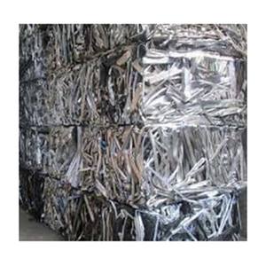 Chatarra de aluminio 6063 rentable en embalaje de grado de exportación Ideal para plantas de reciclaje y procesamiento industrial de metales - Product Image 4