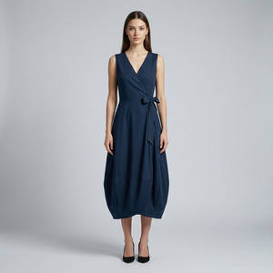 Abito Midi Casual a Tinta Unita con Scollo Incrociato, Tasche Funzionali in Spandex, Fiocco Regolabile, Vita Naturale, Lavabile - Product Image 1