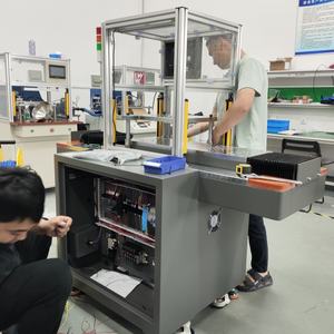 Máquina de Moldeo por Inyección de Baja Presión de Doble Estación Automática para Sensores y Conectores Automotrices - Product Image 6