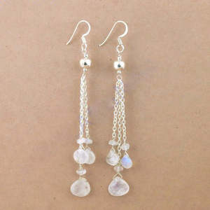 925 Silver Moonstone Drop <b>Earrings</b> Gold Women's Elegant Heart-shaped for Weddings Parties Giftable <b>Diamond</b> <b>Pearl</b> Encrusted - Product Image 1