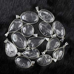 Collar de piedras preciosas de cuarzo de cristal transparente de hermosa calidad acabado pulido suave cabujón de piedras preciosas colgante de bisel al por mayor - Product Image 6