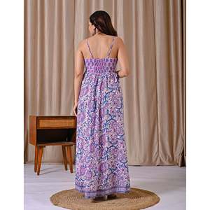 Robe en coton imprimée à bretelles spaghetti, violet et blanc, taille empire élégante et décontractée, respirante, taille unique 5XL pour la journée - Product Image 5