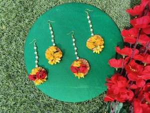 Lote de Combo Set para Mehndi Haldi Favors & Wedding Return Gift Sangeet Potli Bag Ring Bangles Pendientes Maang Tikka Juda Pin,Bindi - Product Image 4