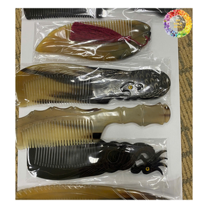 Peine de cuerno hecho a mano para mujer, peine de pelo de cuerno de búfalo natural o yak, peine de hueso de Peine de cuerno rizado natural antiestático - Product Image 1