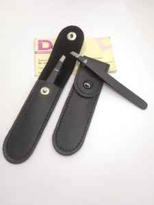 Pinzas para cejas con punta inclinada recubierta de Color negro profesional, 4 Uds., las mejores pinzas para depilación Facial de acero inoxidable - Product Image 3