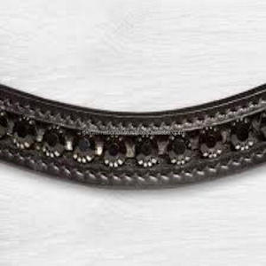 Diadema de cuero hecha a mano con elegantes cristales de cinco filas, diseños personalizados del fabricante, pedrería. - Product Image 4