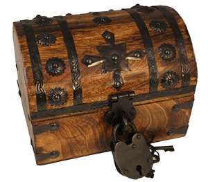 Boîte à trésors en bois de forme classique de conception antique - Product Image 2